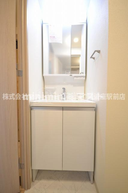 大阪市西区九条１丁目の賃貸マンションの洗面所