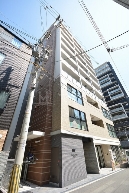 大阪市西区新町３丁目の賃貸マンションの外観