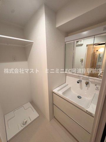 大阪市西区九条南２丁目の賃貸マンションの洗面所
