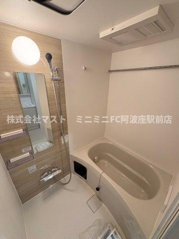 大阪市西区九条南２丁目の賃貸マンションの浴室