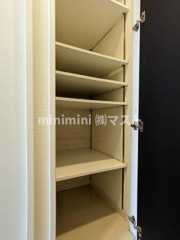 大阪市西区南堀江４丁目の賃貸マンションの収納