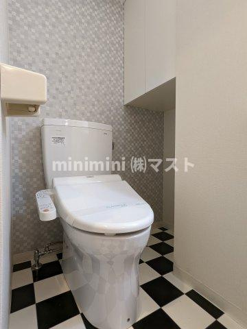 大阪市西区南堀江４丁目の賃貸マンションのトイレ