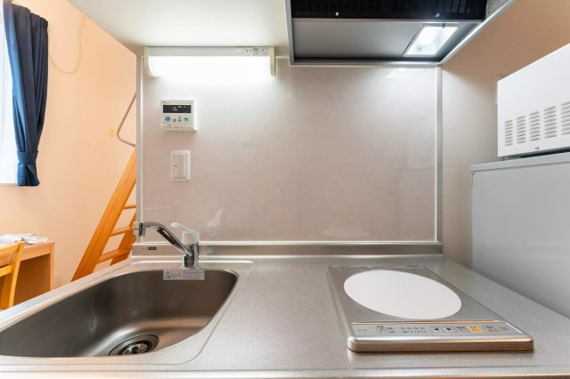 AP257 Apartmenthouse足立舎人 106のキッチン|



