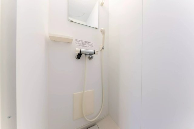 AP257 Apartmenthouse足立舎人 106のシャワールーム|



