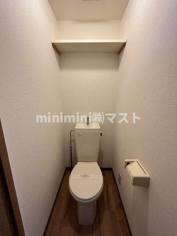 大阪市西区新町３丁目の賃貸マンションのトイレ