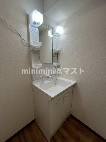 大阪市西区新町３丁目の賃貸マンションの洗面所