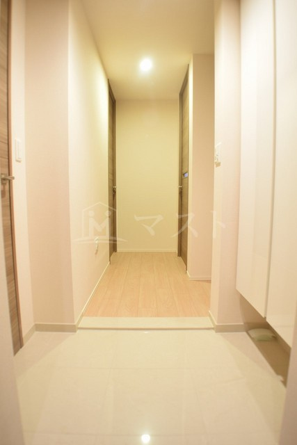 大阪市西区南堀江１丁目の賃貸マンションの玄関|同マンション内・別居室参考写真