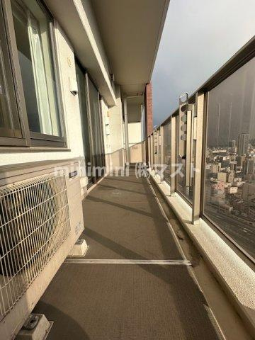 大阪市西区江之子島２丁目の賃貸マンションのバルコニー