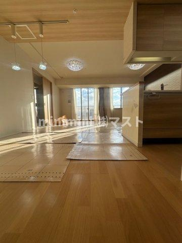 大阪市西区江之子島２丁目の賃貸マンションの内装