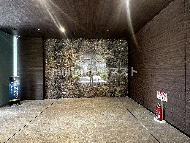 大阪市西区江之子島２丁目の賃貸マンションのロビー