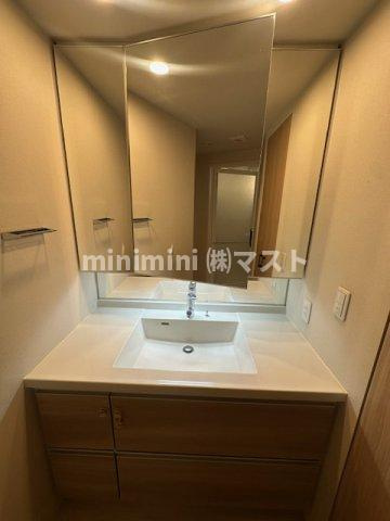 大阪市西区江之子島２丁目の賃貸マンションの洗面所