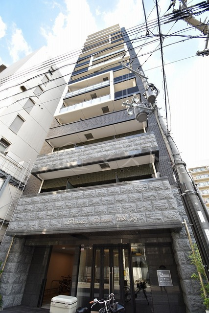 大阪市西区新町３丁目の賃貸マンションの外観