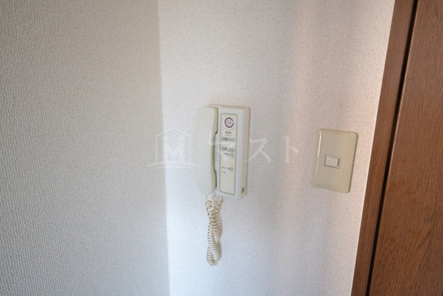 大阪市西区南堀江２丁目の賃貸マンションのセキュリティ