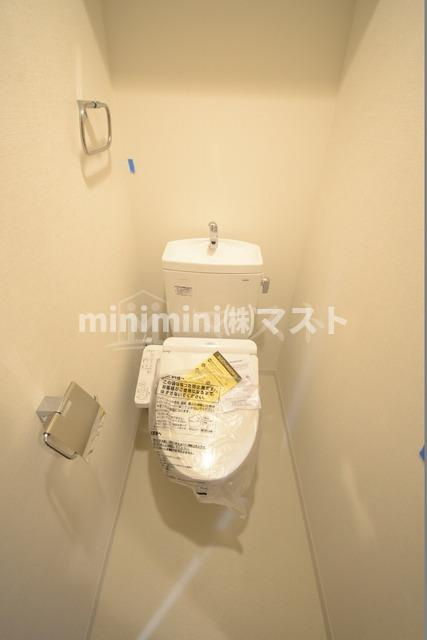 大阪市西区九条１丁目の賃貸マンションのトイレ