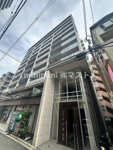 大阪市西区南堀江３丁目の賃貸マンションの外観