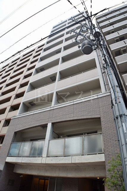 大阪市西区西本町２丁目の賃貸マンションの外観