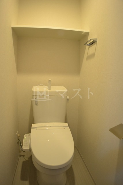 大阪市西区靱本町２丁目の賃貸マンションのトイレ