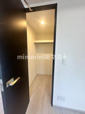 大阪市西区北堀江４丁目の賃貸マンションの収納