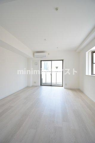 大阪市西区江戸堀１丁目の賃貸マンションの居間・リビング