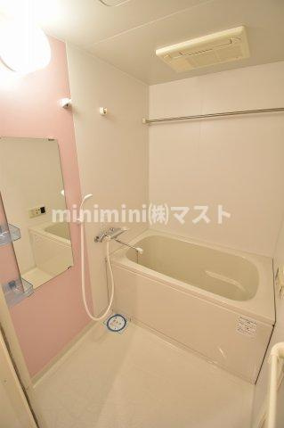 大阪市西区江戸堀１丁目の賃貸マンションの浴室