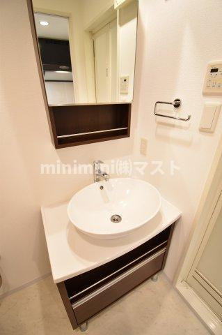 大阪市西区江戸堀１丁目の賃貸マンションの洗面所
