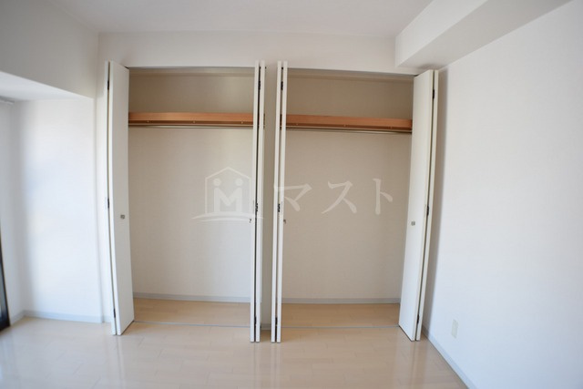 大阪市西区新町４丁目の賃貸マンションの収納