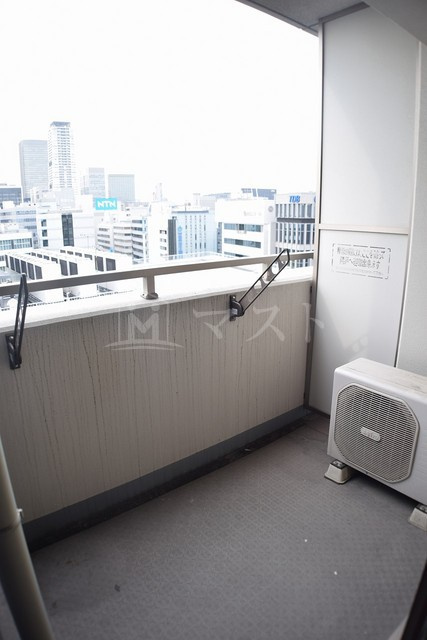 大阪市西区靱本町１丁目の賃貸マンションのバルコニー