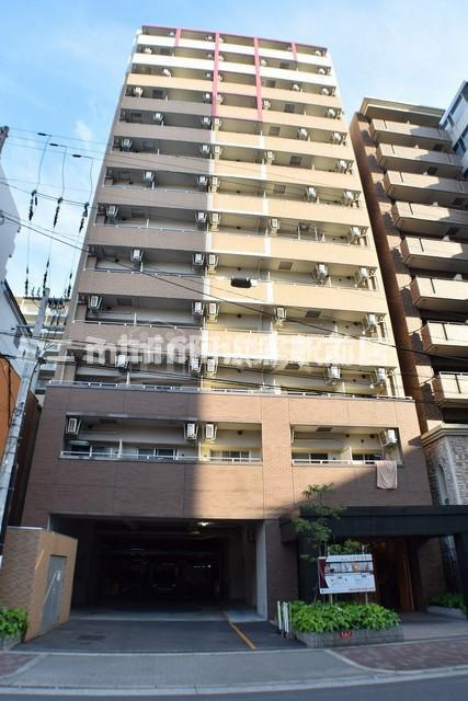 大阪市西区靱本町３丁目の賃貸マンションの外観