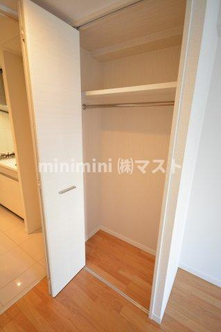 大阪市西区北堀江２丁目の賃貸マンションの収納