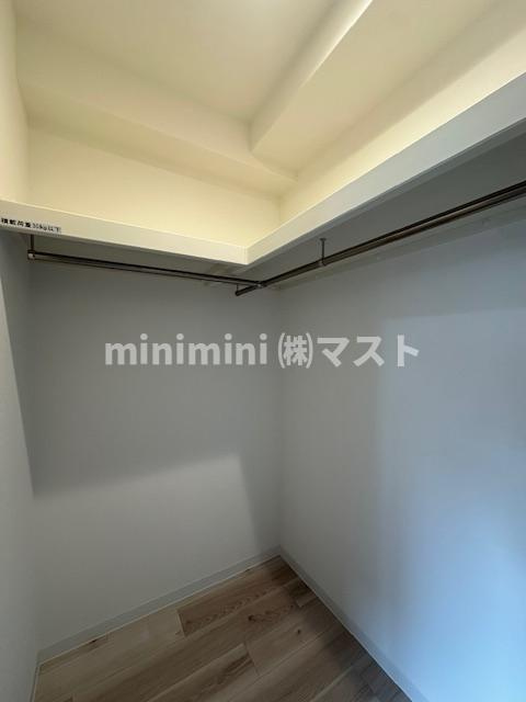 大阪市西区境川１丁目の賃貸マンションの収納