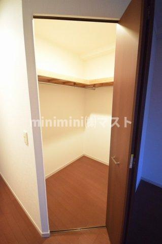 大阪市西区靱本町１丁目の賃貸マンションの収納