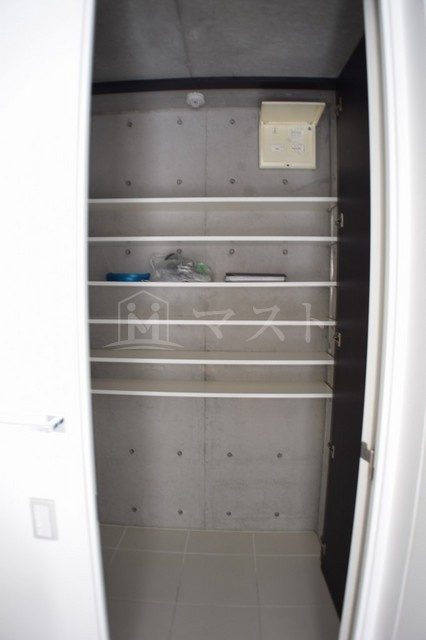 大阪市西区江戸堀３丁目の賃貸マンションの収納|同マンション別室内写真になります。