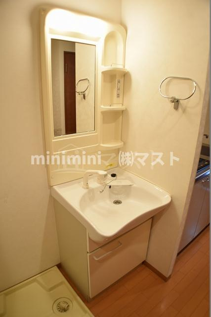 大阪市西区千代崎２丁目の賃貸マンションの洗面所