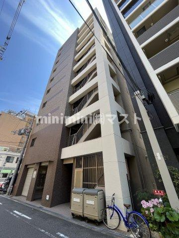 大阪市西区靱本町３丁目の賃貸マンションの外観