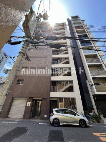 大阪市西区靱本町３丁目の賃貸マンションの外観