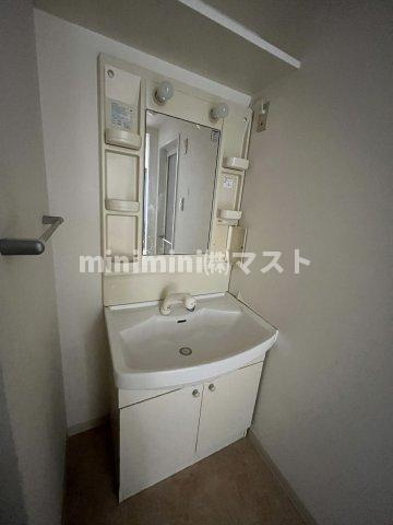 大阪市西区靱本町３丁目の賃貸マンションの洗面所