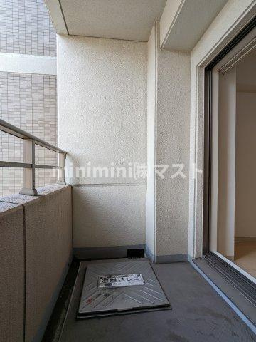 大阪市西区西本町２丁目の賃貸マンションのバルコニー