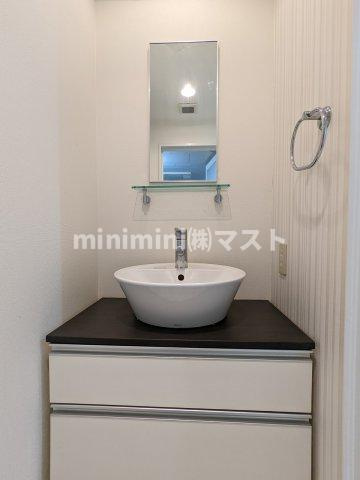 大阪市西区西本町２丁目の賃貸マンションの洗面所
