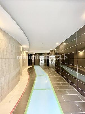 大阪市西区九条南３丁目の賃貸マンションのロビー