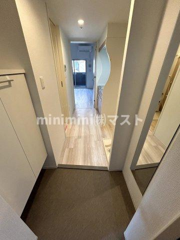 大阪市西区九条南３丁目の賃貸マンションの玄関