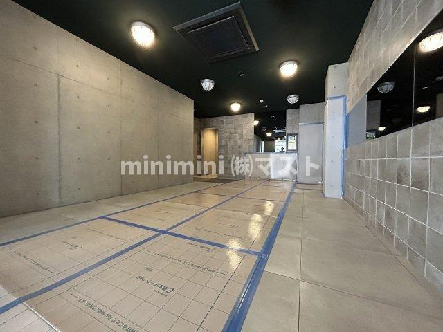 大阪市西区西本町１丁目の賃貸マンションのロビー
