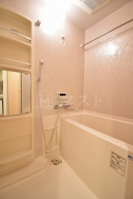 大阪市西区京町堀１丁目の賃貸マンションの浴室|同物件参考写真