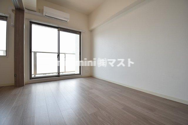 大阪市西区九条２丁目の賃貸マンションの居間・リビング