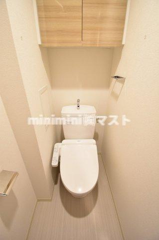 大阪市西区九条２丁目の賃貸マンションのトイレ