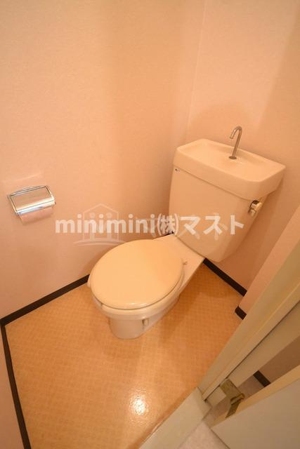 大阪市西区九条南４丁目の賃貸マンションのトイレ