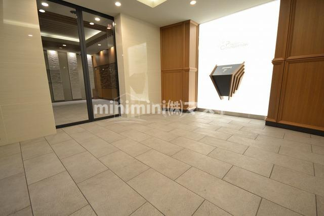 大阪市西区立売堀６丁目の賃貸マンションのロビー