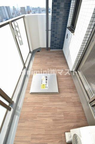 大阪市西区九条２丁目の賃貸マンションのバルコニー