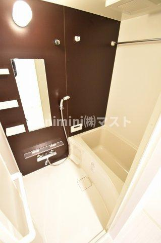 大阪市西区九条２丁目の賃貸マンションの浴室
