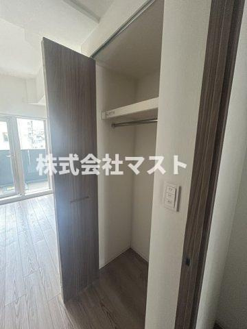 大阪市西区川口２丁目の賃貸マンションの収納