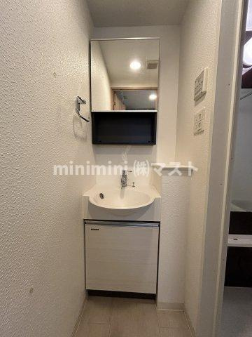 大阪市西区江戸堀２丁目の賃貸マンションの洗面所